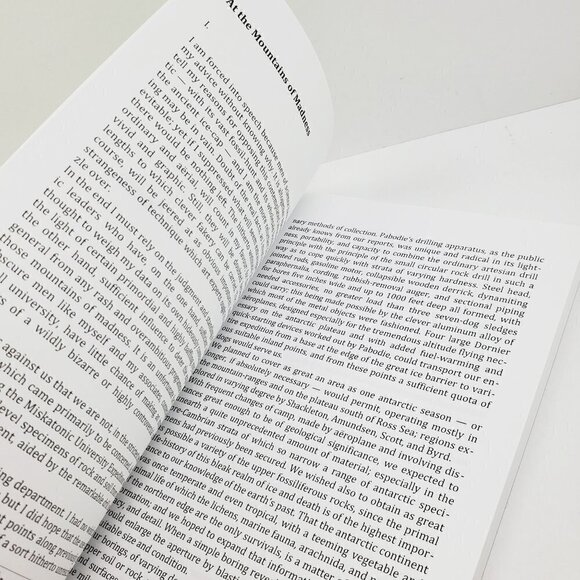 H.P. Lovecraft At Mountains of Madness Trade Softcover Book Belle Epoque 2015 - Picture 6 of 9